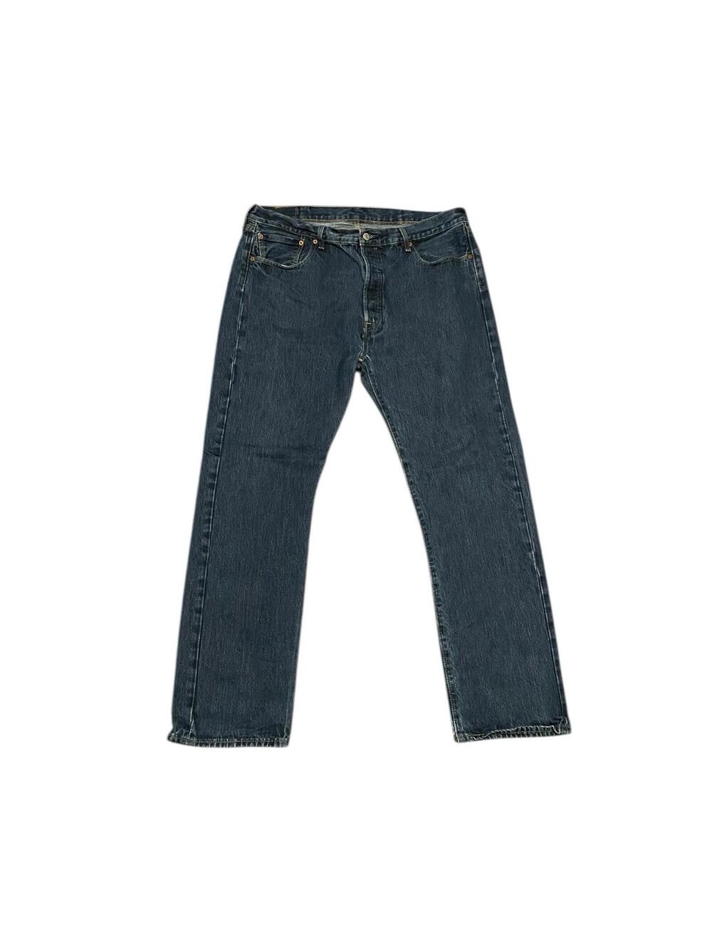 Levi’s 501 Jeans Mens W38 L32 Button Fly Medium Wash Straight Leg